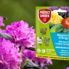 Opakowanie preparatu Magnicur Energy na tle kwitnących różaneczników. Produkt chroni warzywa i rośliny ozdobne przed chorobami grzybowymi.