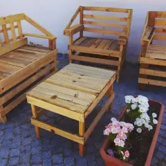 Zestaw ogrodowy z palet jak zrobić - tanio i łatwo w 5 krokach